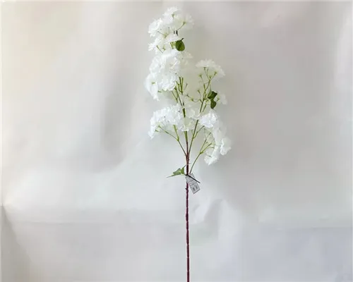 Làm thế nào để hoa lụa hoa anh đào tái tạo kết cấu tinh tế của cánh hoa sakura thật?